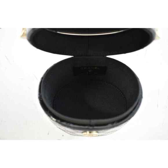 Chanel 20A Mini Black Patent Vanity Quilted CC On Chain Shoulder Crossbody Bag - Picture 11 of 12